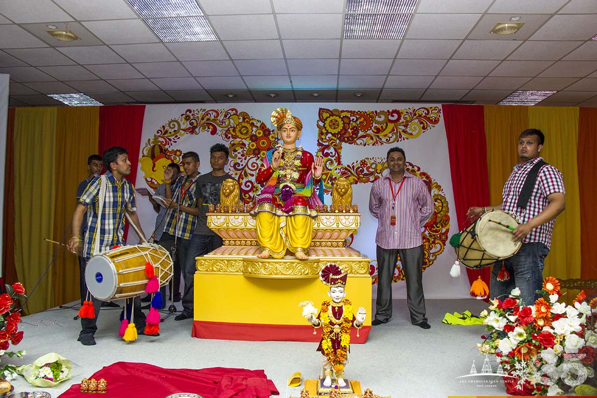 ©1987-2017 SKS Swaminarayan Temple East London